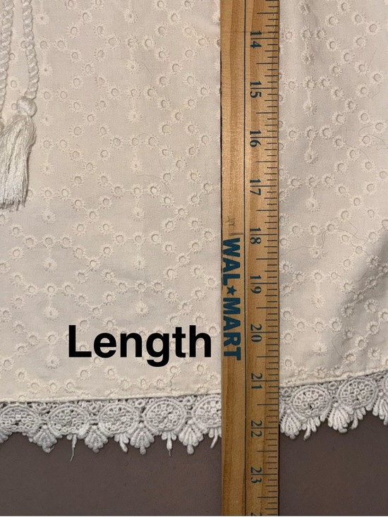 Jennifer & Grace Eyelet Lace Flutter
Sleeve 💯 % Cotton Top - Picture 7 of 9